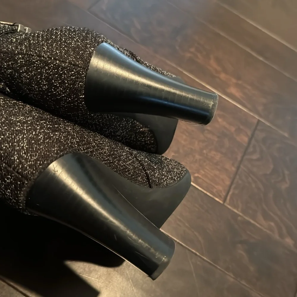 Kelly & Katie tweed heeled booties 8